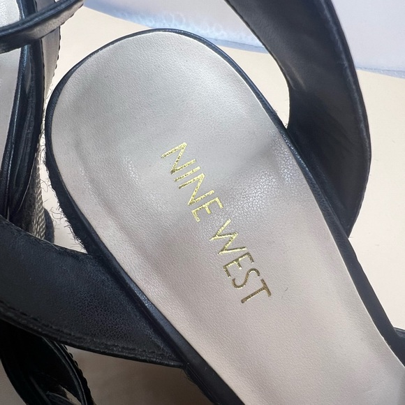 Super cute Nine West wedge - Picture 5 of 6